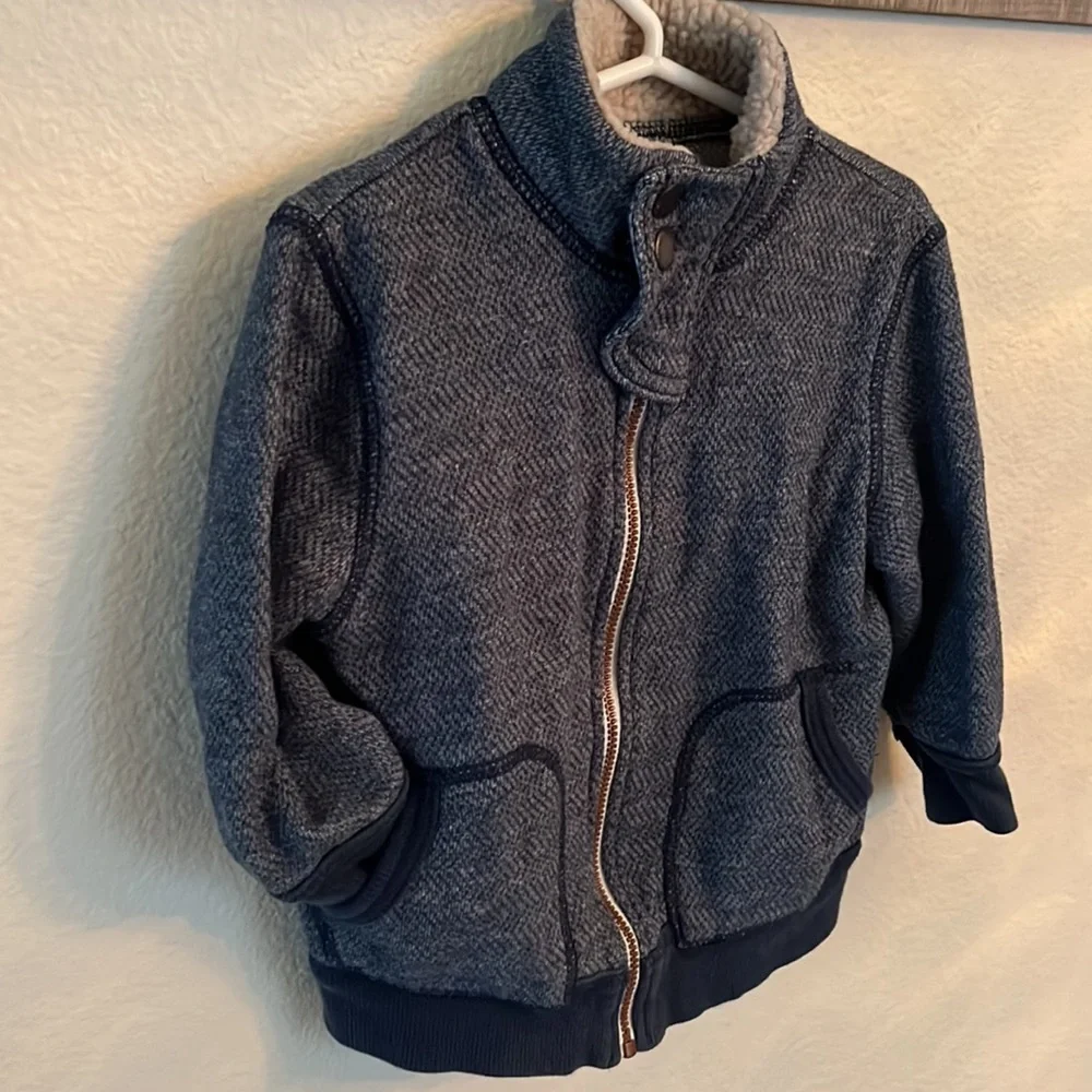 Jacket - Picture 4 of 4